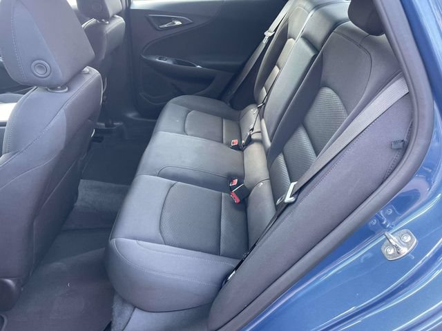 Used 2025 Chevrolet Malibu LT FWD image 12