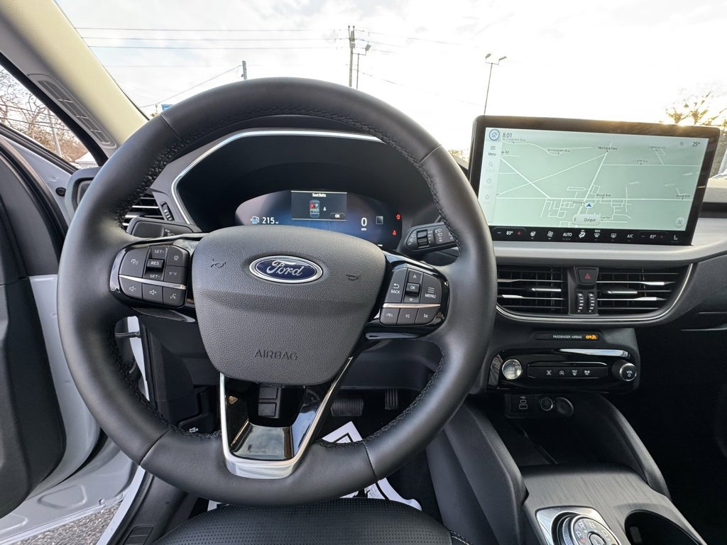Certified 2025 Ford Escape Platinum image 16