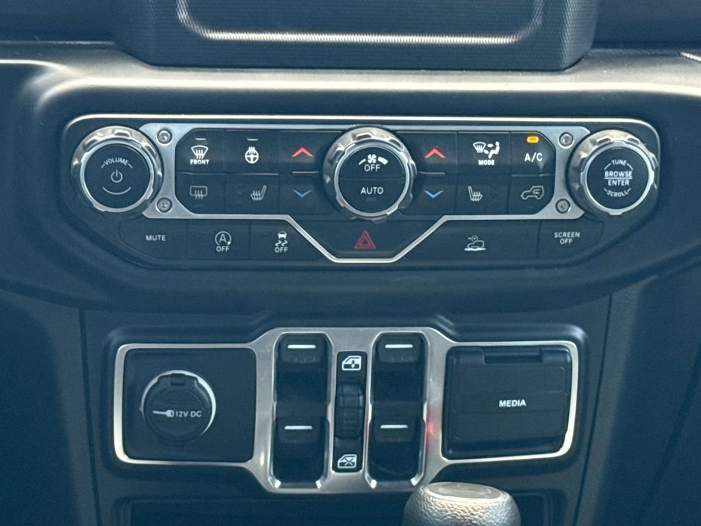 Used 2021 Jeep Wrangler Unlimited Sport AWD/4WD image 23