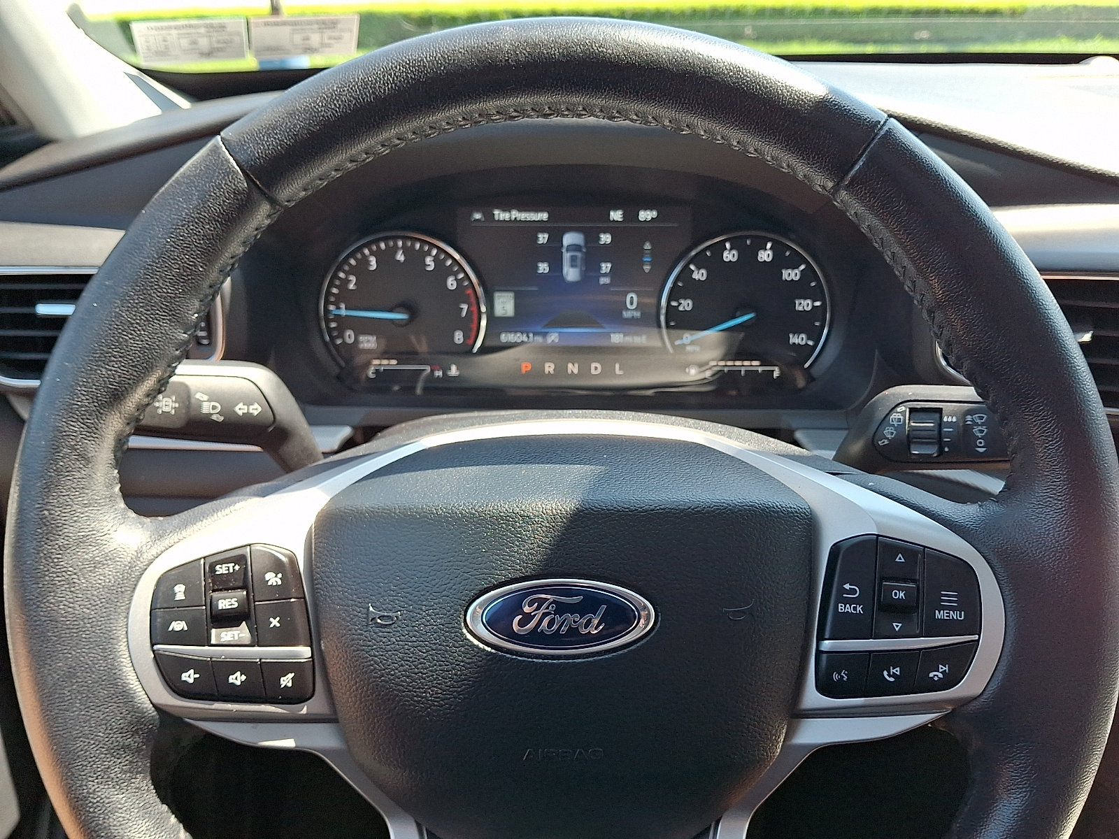Certified 2021 Ford Explorer XLT w/ Equipment Group 202A AWD/4WD image 24