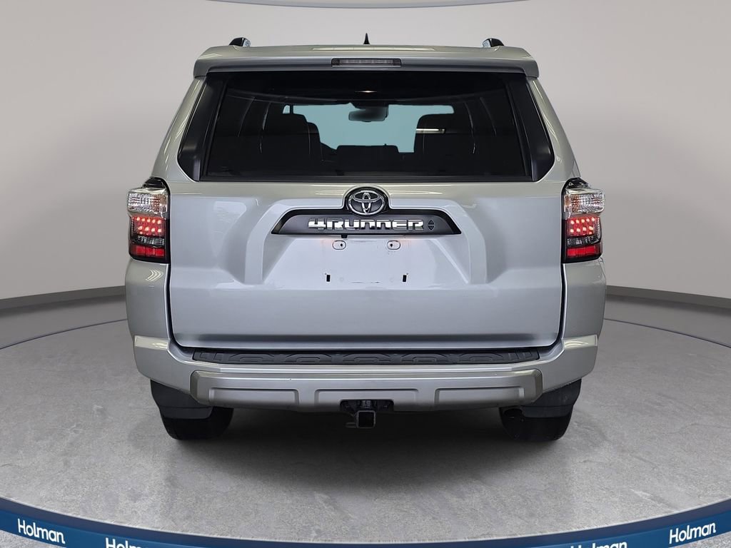 Used 2020 Toyota 4Runner TRD Off-Road Premium w/ Moonroof Package AWD/4WD image 6