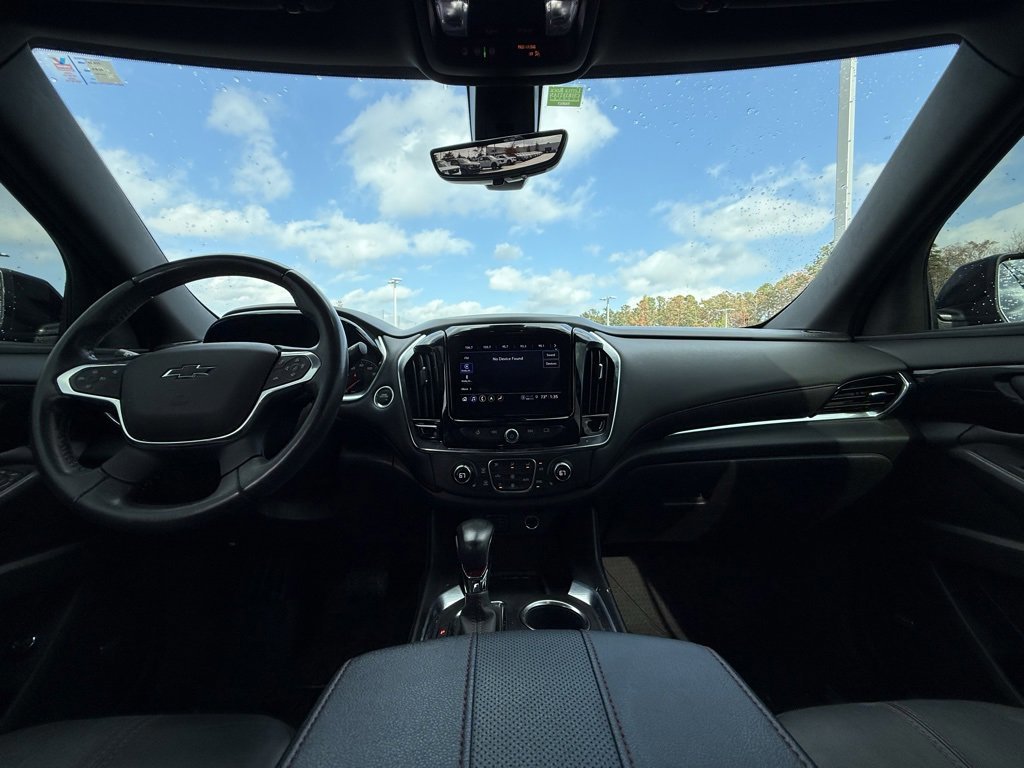 Used 2022 Chevrolet Traverse RS image 30