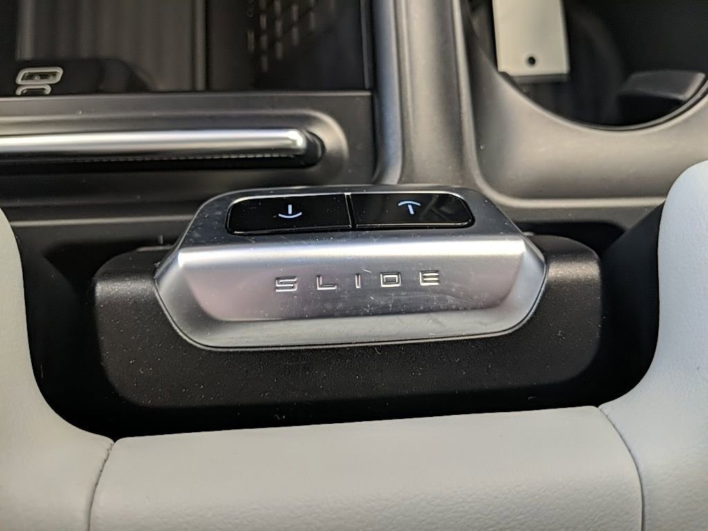 Certified 2025 Ford Expedition Max Platinum w/ Driver's Package image 26