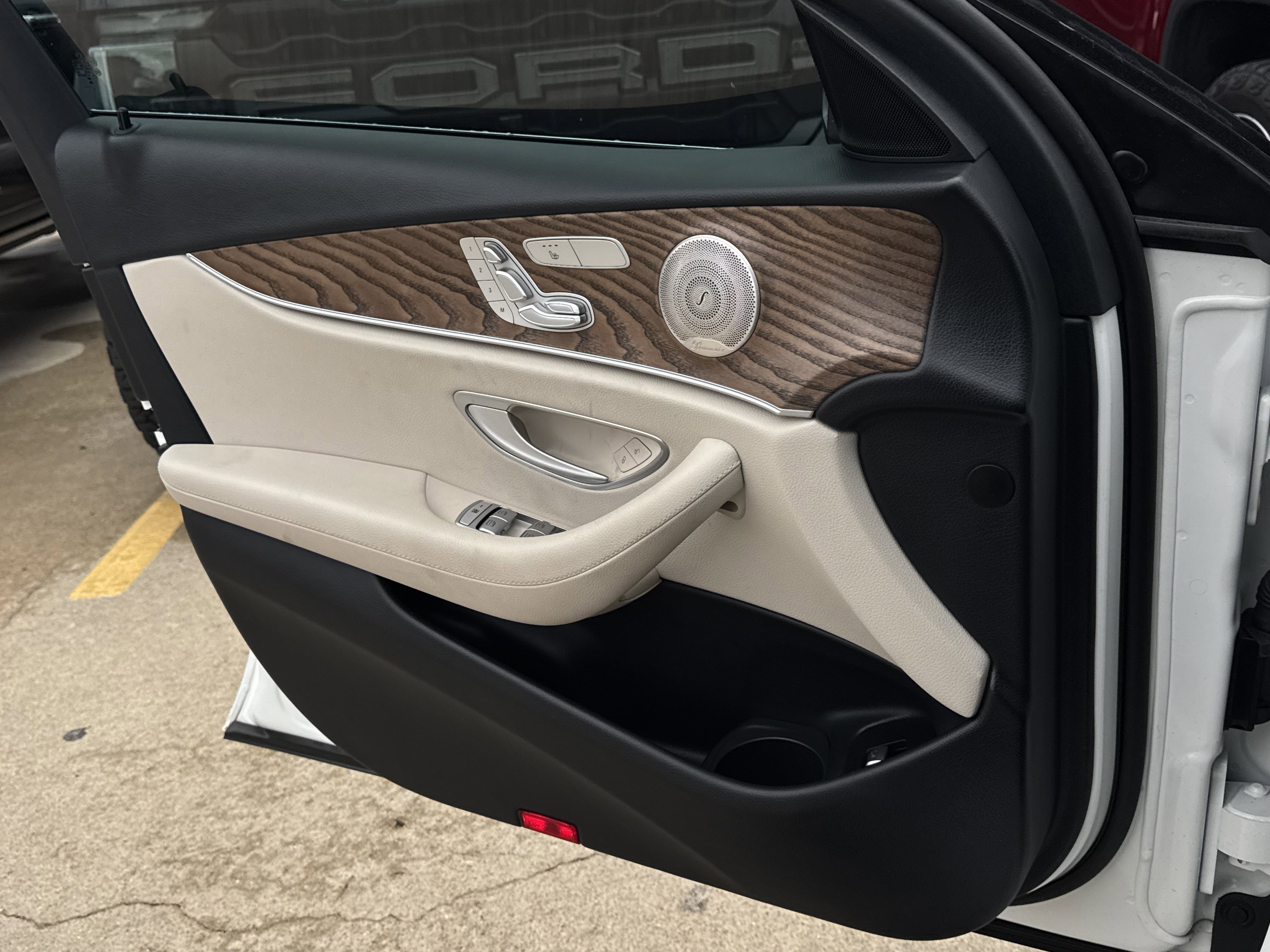 Used 2023 Mercedes-Benz E 450 4MATIC Sedan image 23