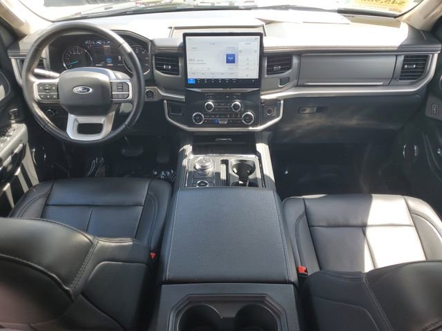 Certified 2024 Ford Expedition Max XLT image 9