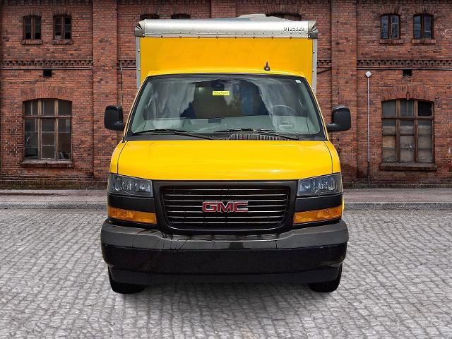 Used 2021 GMC Savana 3500 w/ Power Convenience Package RWD image 2
