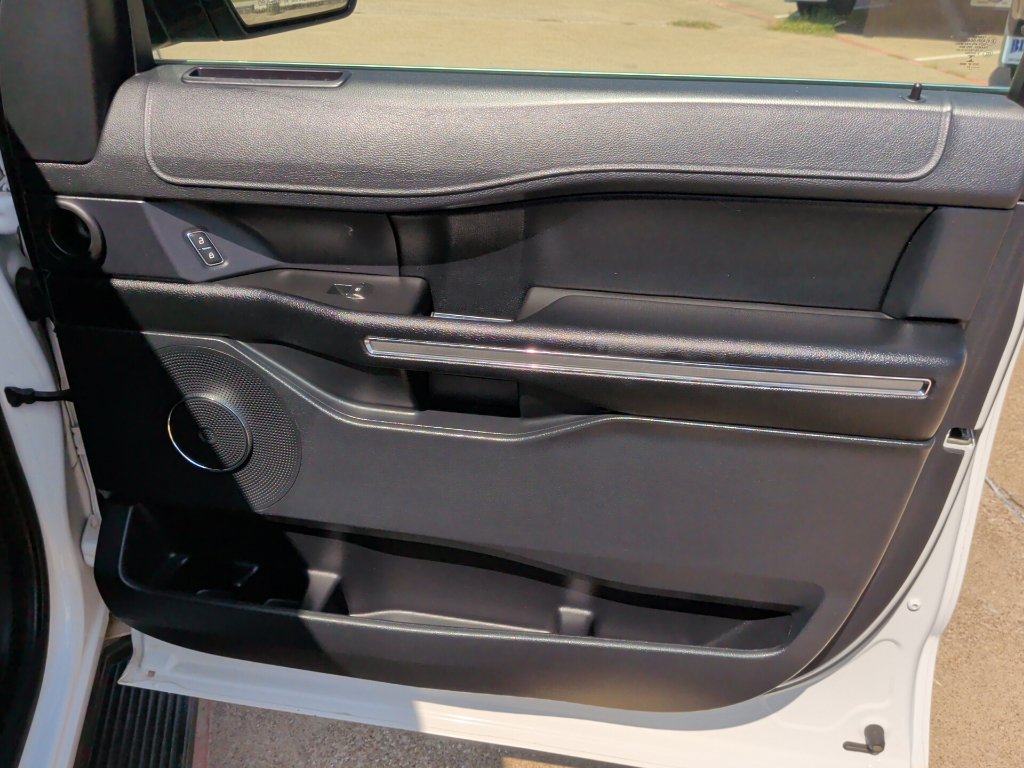Certified 2021 Ford Expedition XLT RWD image 20