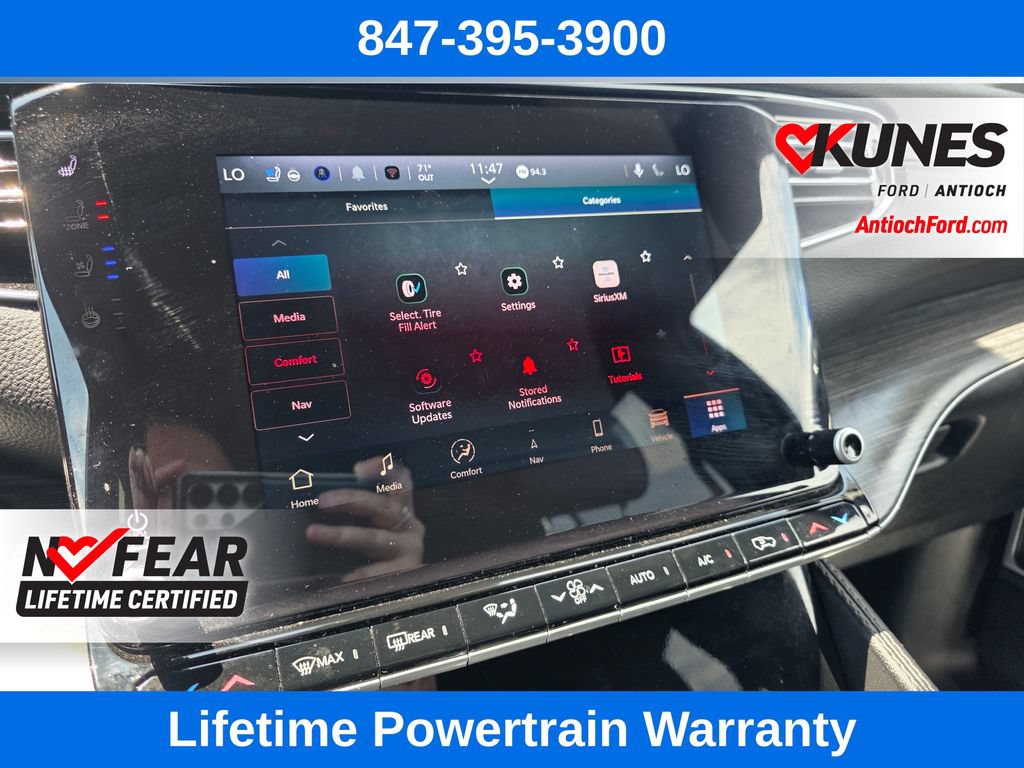 Used 2024 Jeep Wagoneer L Series II w/ Flexible Seating Group AWD/4WD image 65