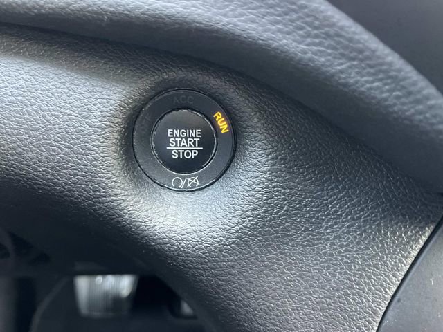 Used 2020 Jeep Cherokee Latitude Plus image 34