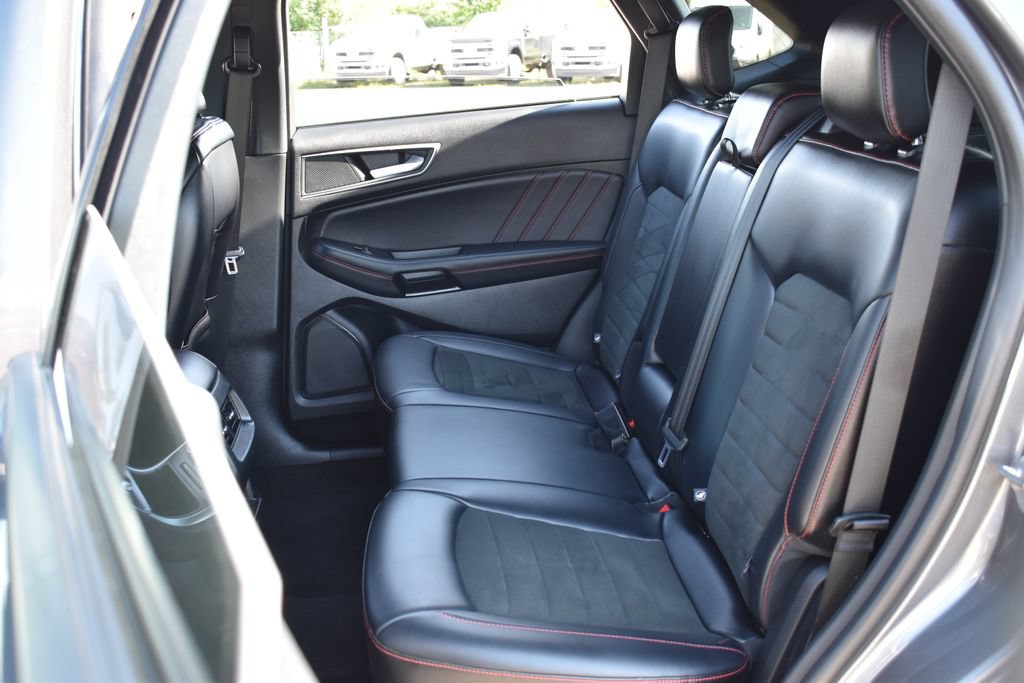 Certified 2024 Ford Edge ST-Line AWD/4WD image 26