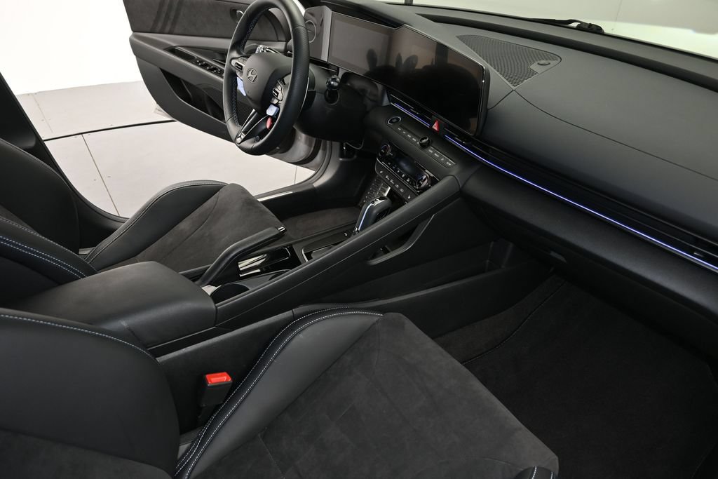 Used 2026 Hyundai Elantra N FWD image 15