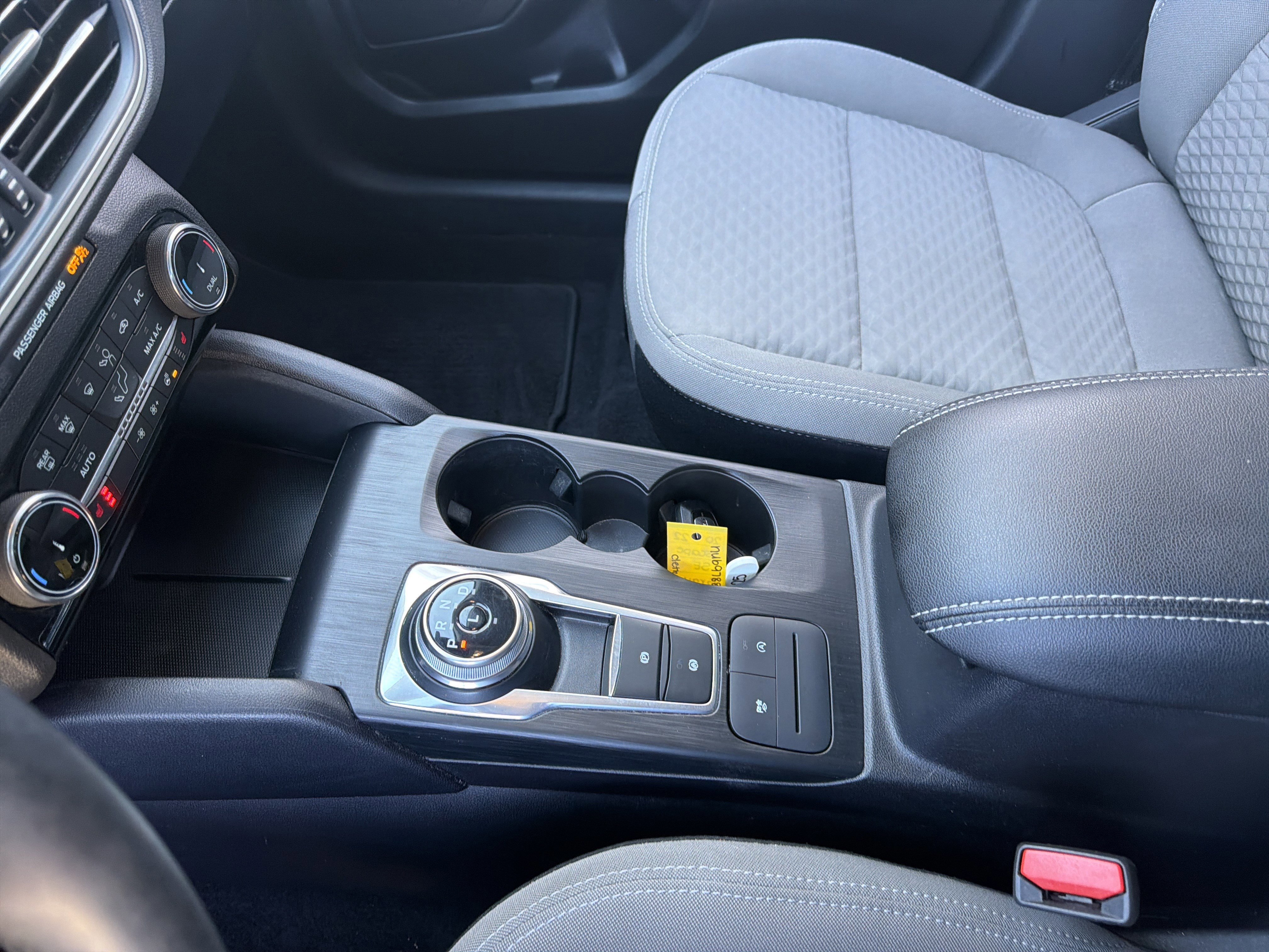 Certified 2022 Ford Escape SE w/ Convenience Package image 38