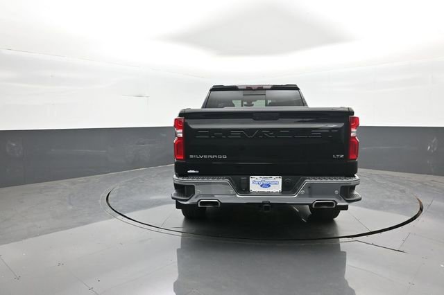 Used 2021 Chevrolet Silverado 1500 LTZ w/ Technology Package AWD/4WD image 6