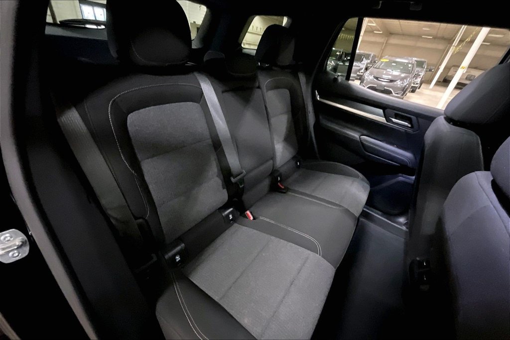 Used 2025 GMC Terrain Elevation AWD/4WD image 25