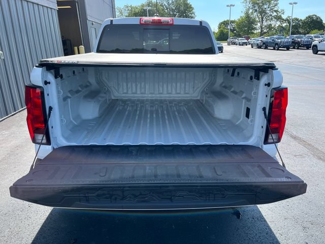 Used 2023 Chevrolet Colorado Trail Boss w/ Technology Package AWD/4WD image 8