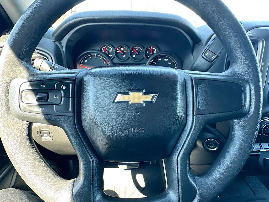 Used 2025 Chevrolet Silverado 1500 Custom w/ Turbomax Blackout Package image 18