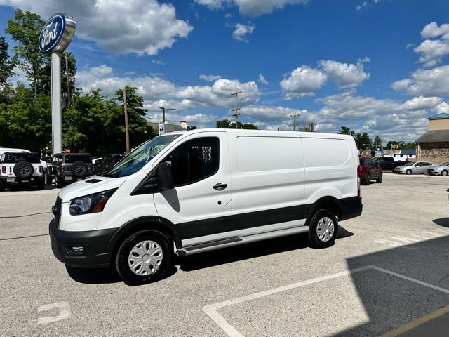 Certified 2025 Ford Transit 250 Low Roof w/ Exterior Upgrade Package RWD image 8