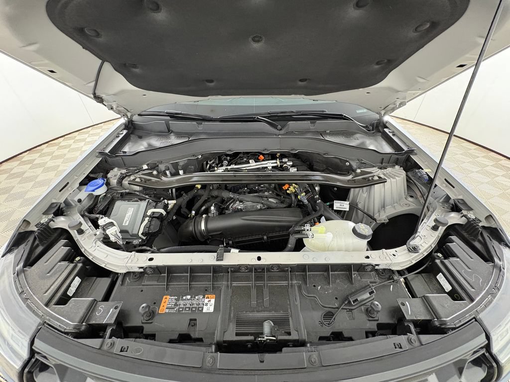 Certified 2025 Ford Explorer ST-Line RWD image 34