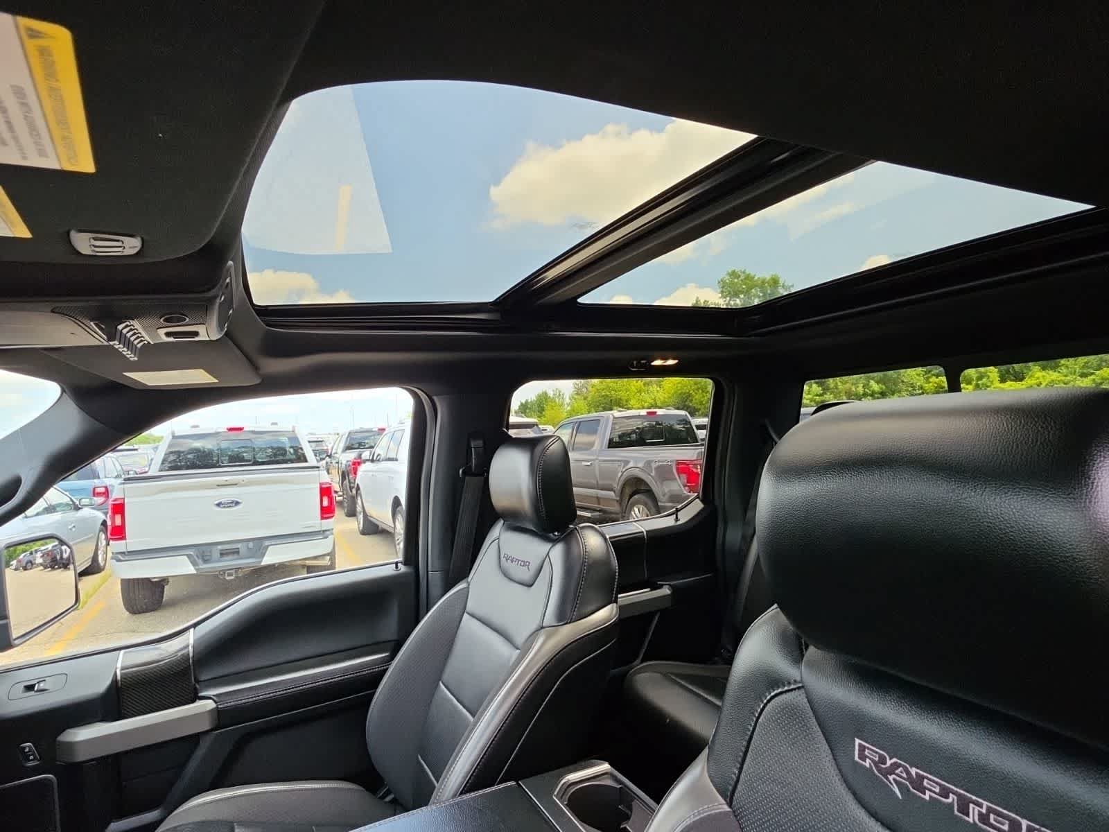 Certified 2019 Ford F150 Raptor w/ Equipment Group 802A Luxury AWD/4WD image 17