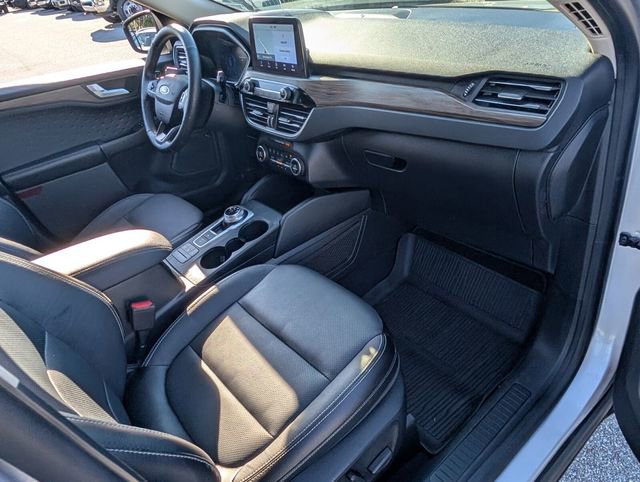 Certified 2020 Ford Escape Titanium image 14