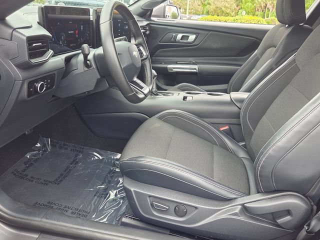 Certified 2024 Ford Mustang Coupe RWD image 9