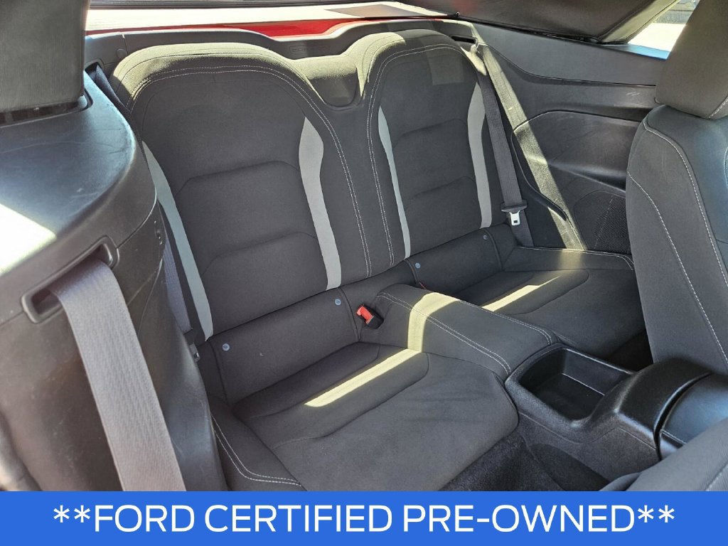 Used 2020 Chevrolet Camaro LT RWD image 13