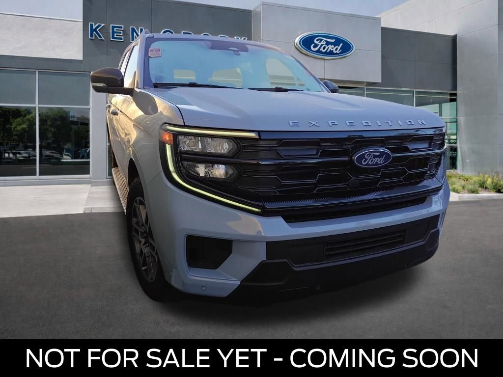 Certified 2025 Ford Expedition Active image 1