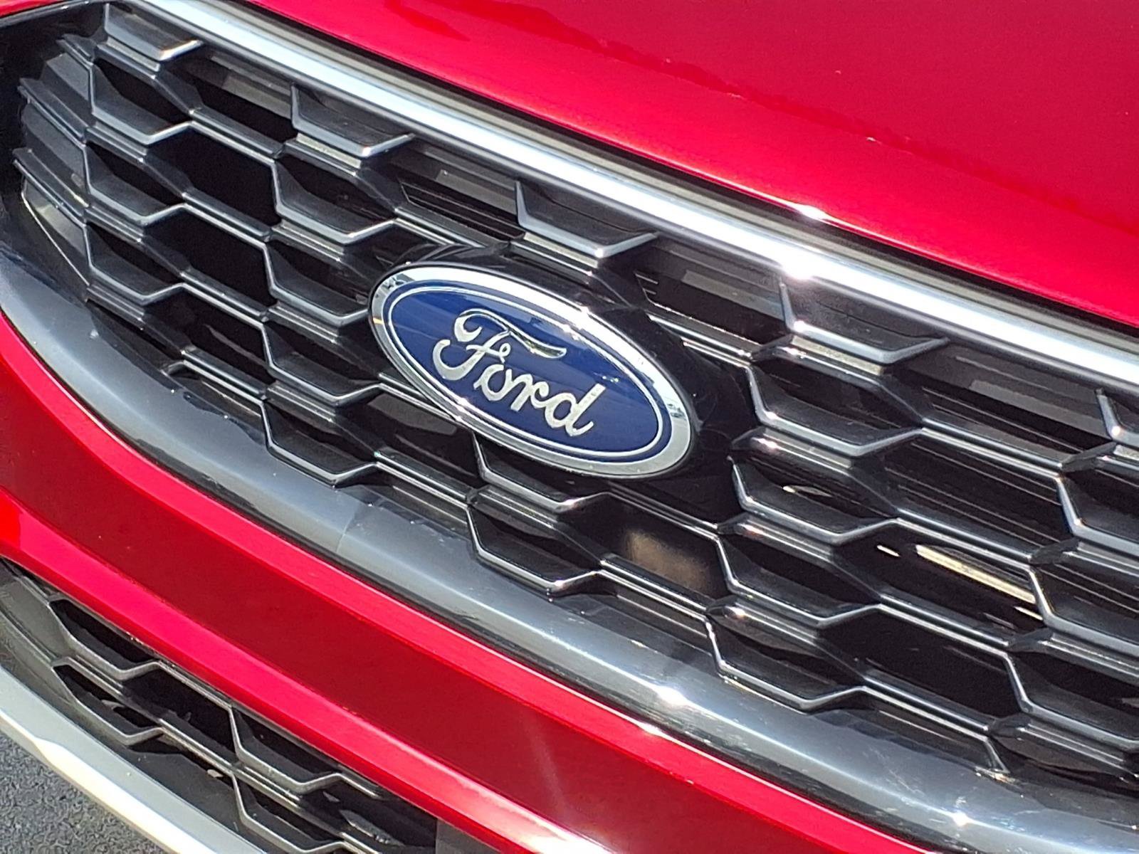 Certified 2024 Ford Escape ST-Line w/ Tech Pack #1 AWD/4WD image 33