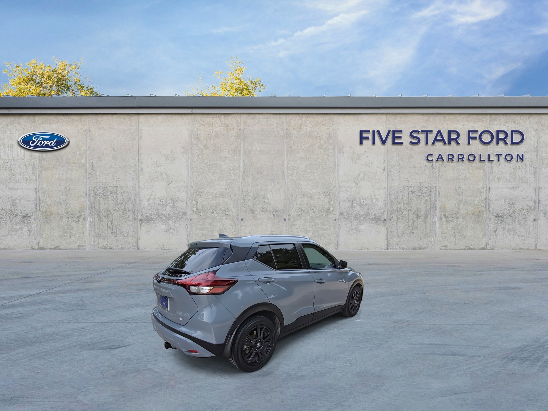 Used 2023 Nissan Kicks SV image 4