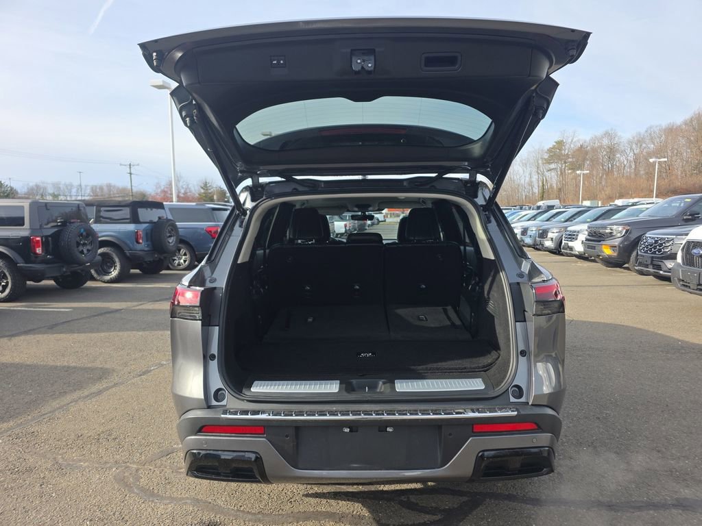 Used 2023 INFINITI QX60 Luxe w/ Cargo Package AWD/4WD image 18