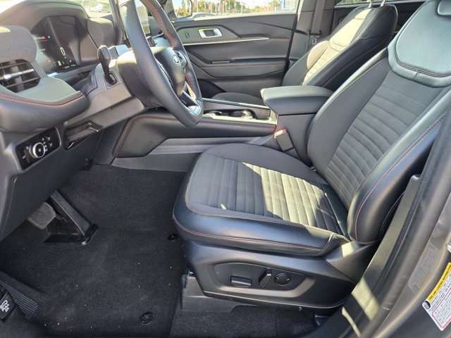 Certified 2025 Ford Explorer ST-Line w/ Premium Package AWD/4WD image 25