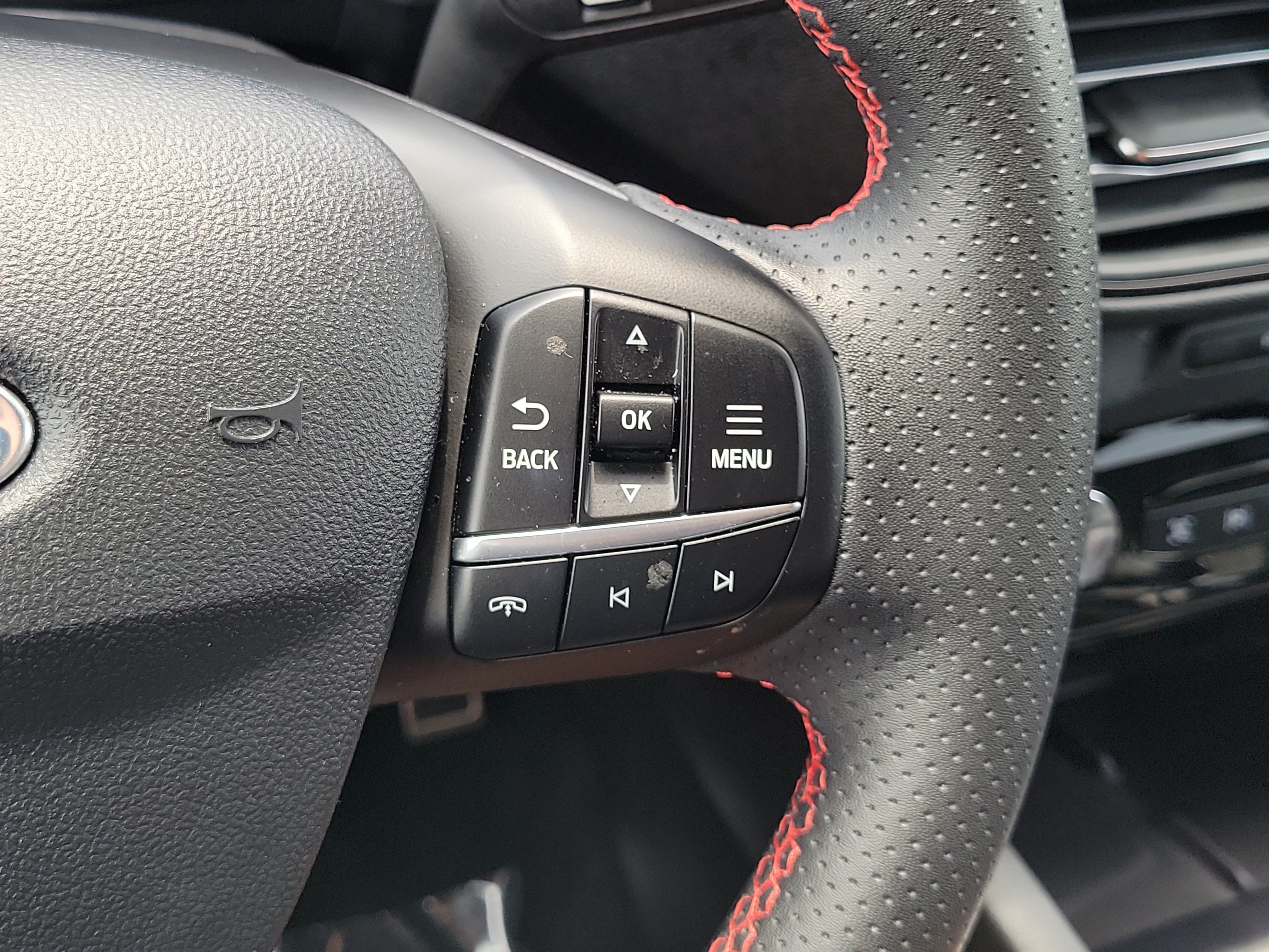 Certified 2023 Ford Escape ST-Line Elite AWD/4WD image 23