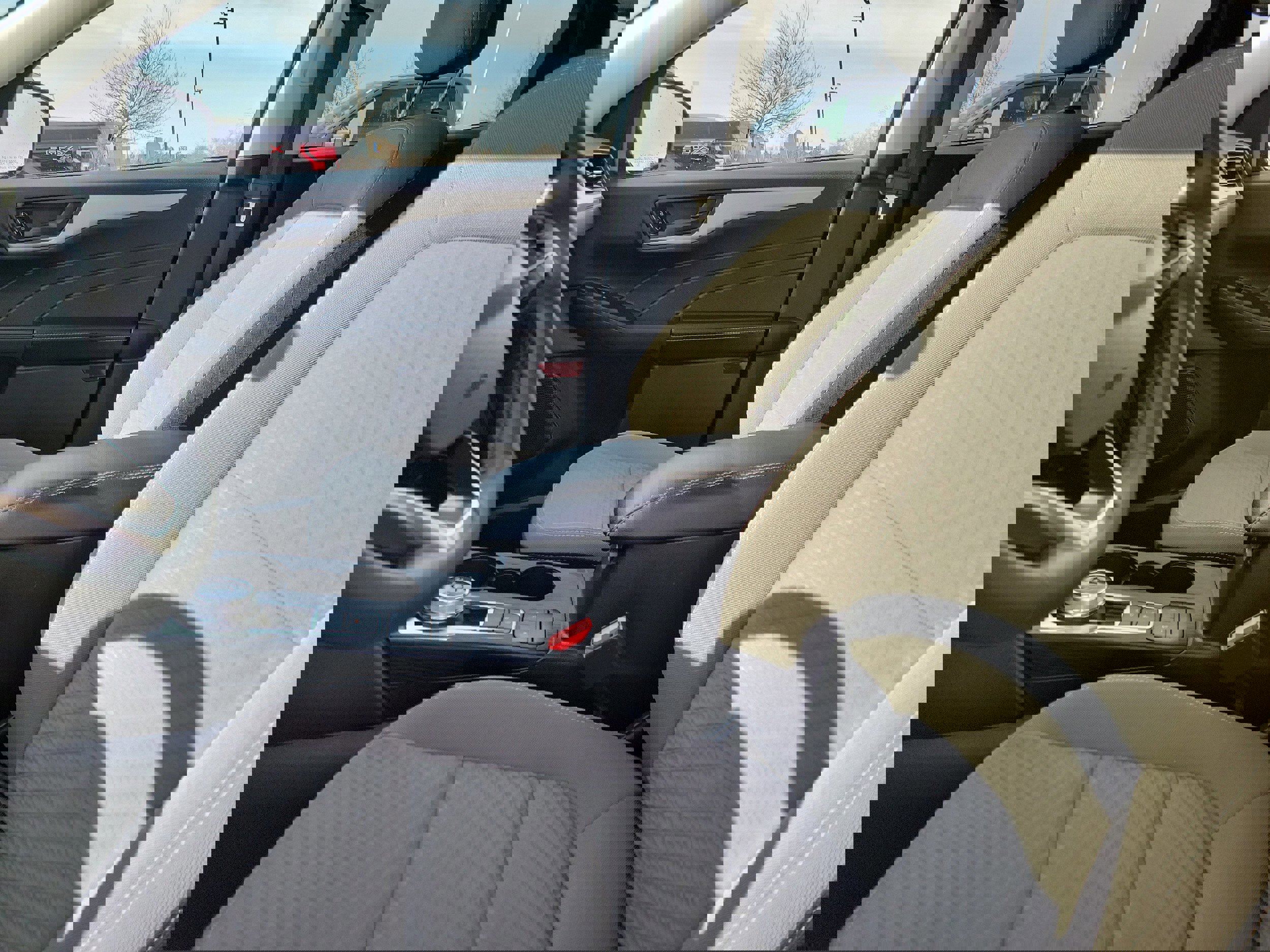 Certified 2022 Ford Escape SE w/ Cold Weather Package image 20