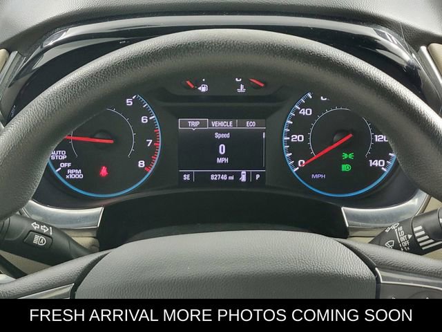 Used 2022 Chevrolet Traverse LS image 31