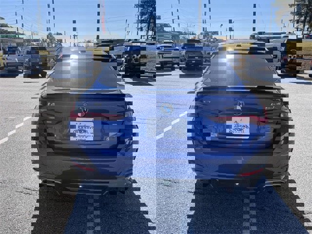 Used 2023 BMW i4 eDrive40 w/ M Sport Package image 30