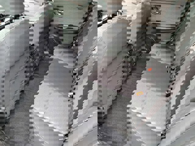 Used 2022 Nissan Rogue SV image 11