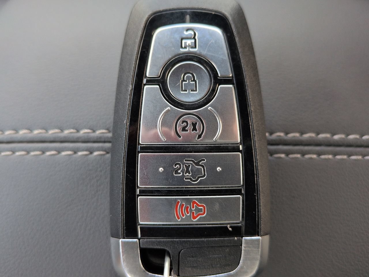 Certified 2025 Ford Mustang GT Premium RWD image 27