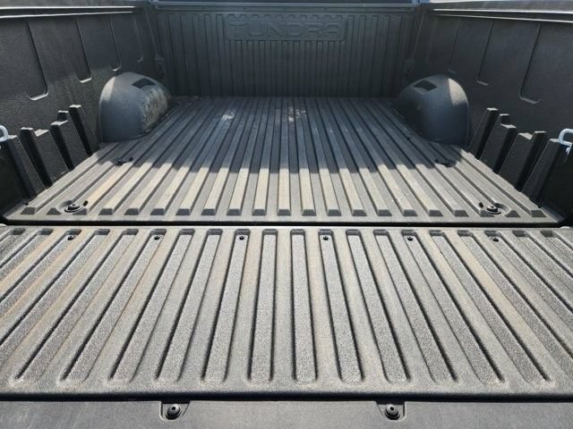 Used 2026 Toyota Tundra Limited AWD/4WD image 32