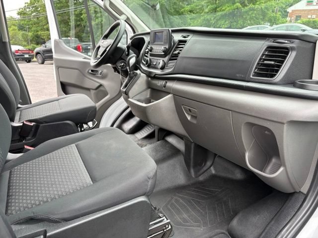 Certified 2025 Ford Transit 250 Low Roof w/ Exterior Upgrade Package RWD image 26