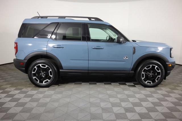 Certified 2023 Ford Bronco Sport Outer Banks w/ Tech Package AWD/4WD image 3