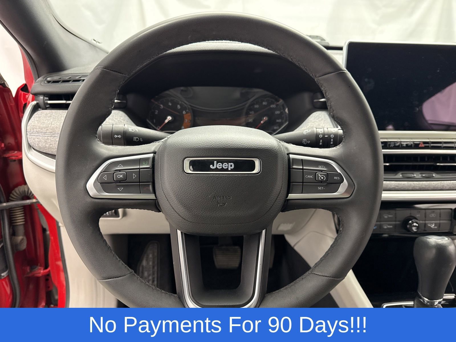 Used 2023 Jeep Compass Latitude image 16