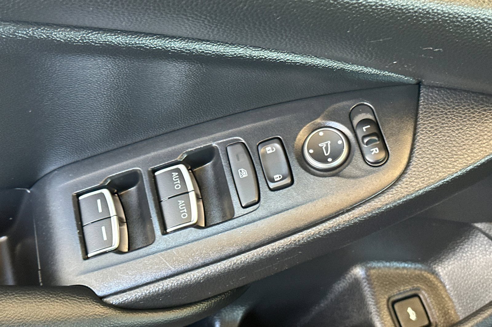 Used 2022 Honda Accord Sport Special Edition image 11