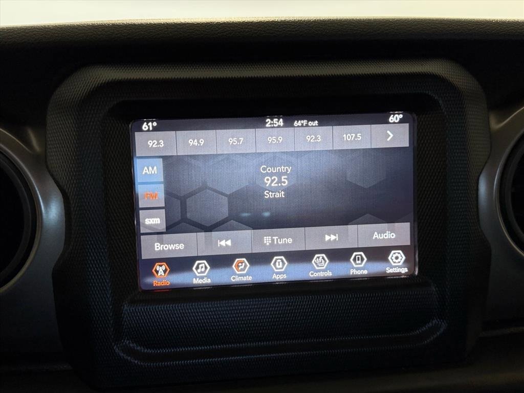 Used 2020 Jeep Gladiator Sport w/ Quick Order Package 24S image 19