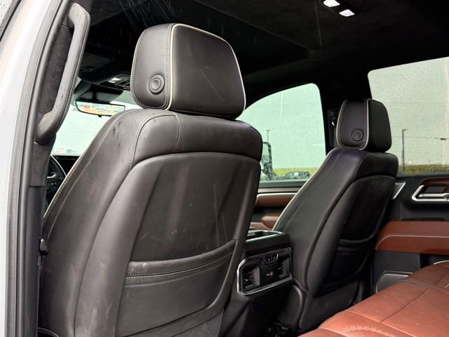 Used 2025 GMC Sierra 3500 Denali Ultimate AWD/4WD image 19