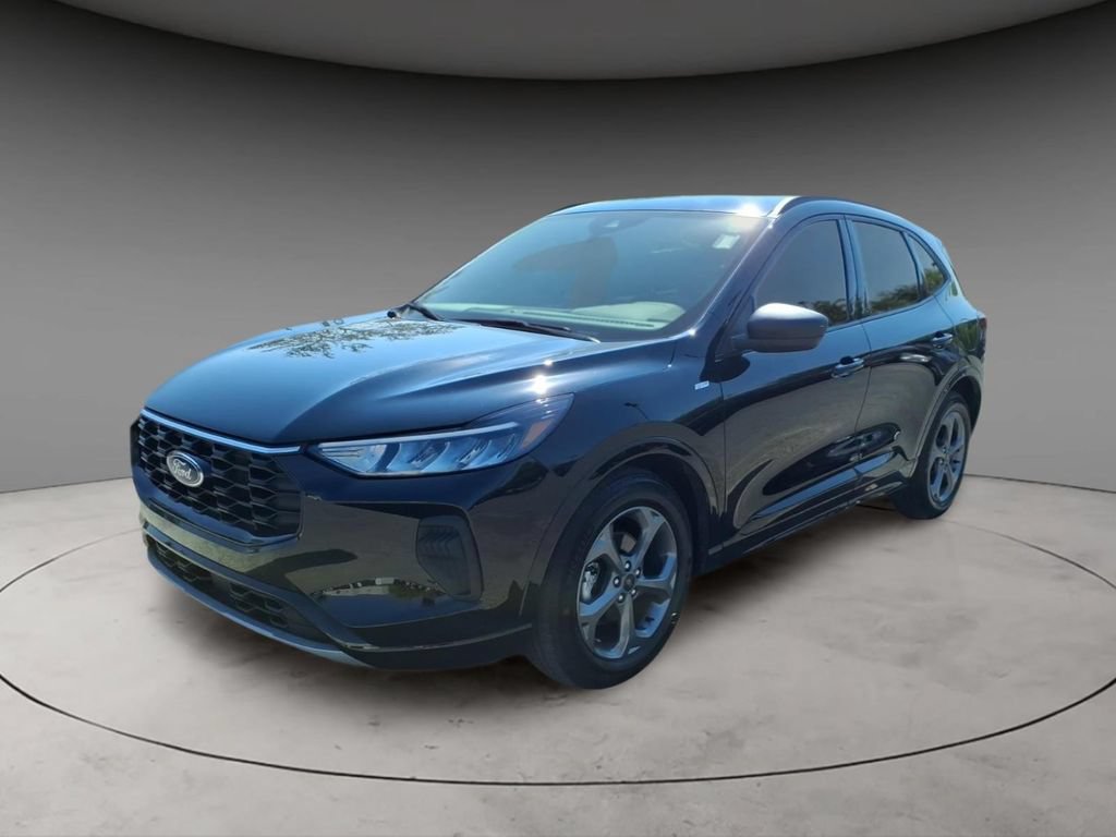 Certified 2023 Ford Escape ST-Line w/ Tech Pack #1 FWD image 2