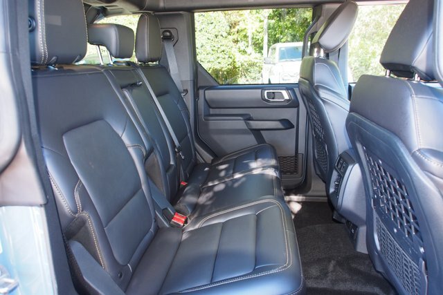 Certified 2025 Ford Bronco Badlands w/ Sasquatch Package AWD/4WD image 13