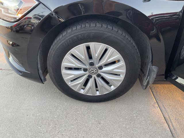 Used 2019 Volkswagen Jetta S image 10