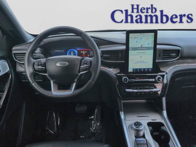 Certified 2022 Ford Explorer Platinum w/ Equipment Group 601A AWD/4WD image 6