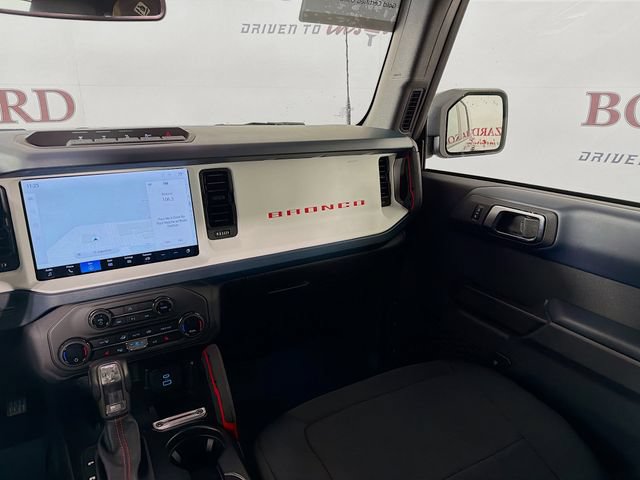Certified 2025 Ford Bronco Heritage Edition AWD/4WD image 27