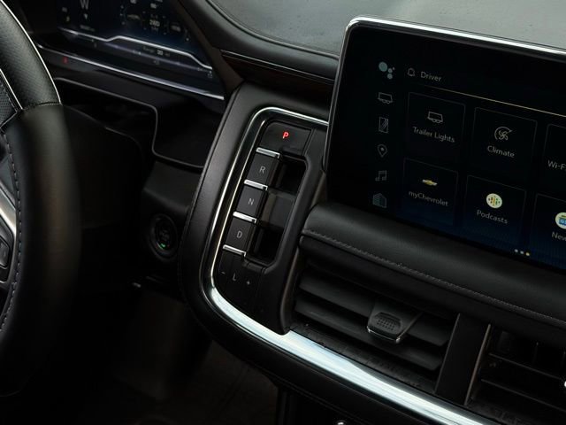 Used 2022 Chevrolet Tahoe Z71 w/ Luxury Package image 45